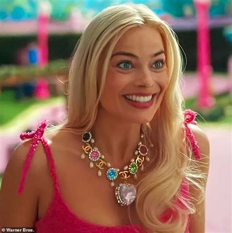 margot robbie barbie chanel necklace|chanel and margot robbie wedding.